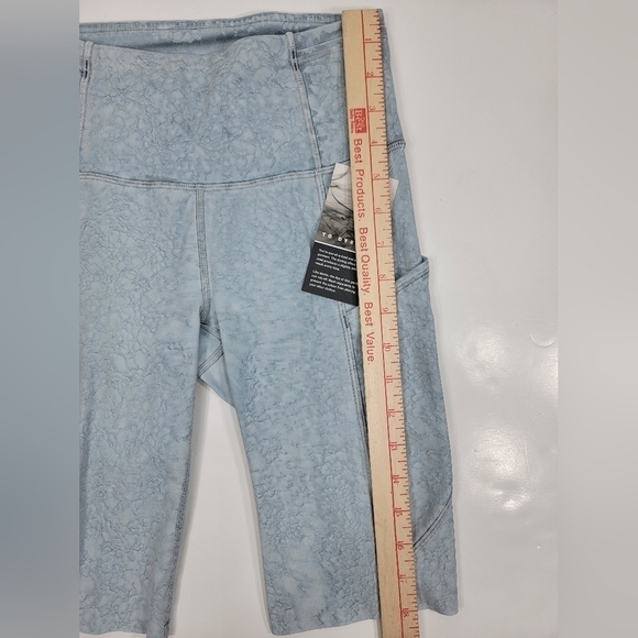 NEW Lululemon Women's 4 Fast Free City Grit Blue Gray Tie Dye Shorts NWT Pockets - Picture 4 of 12